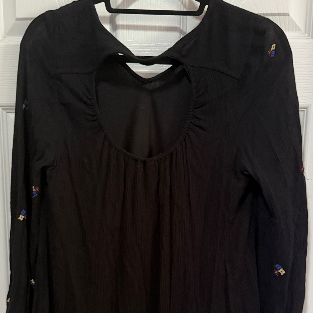Japna Black Long Sleeve Dress with Embroidery - Picture 7 of 7
